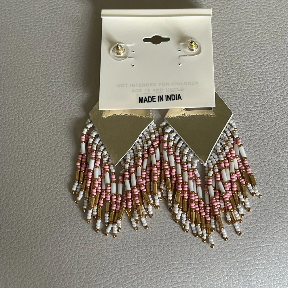 Chic Beaded Fringe Earrings, Western or Boho perfect for any occasion - Picture 5 of 5